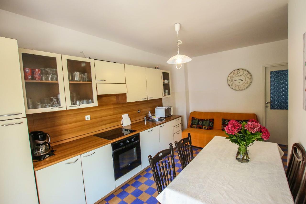 Apartment Apartman Mila *